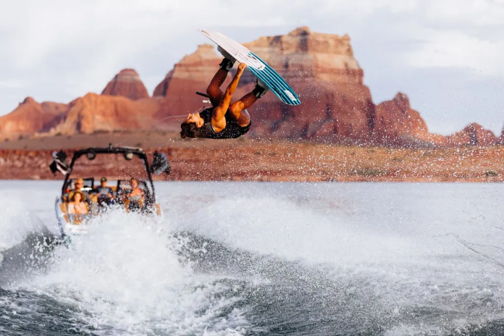 Angel Wakeboard | Plush 6R Bindings 2026<Liquid Force Discount