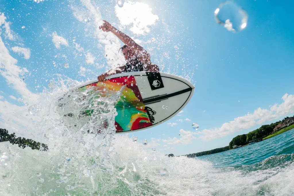 2025 Quattro Wakesurf Board<Liquid Force New