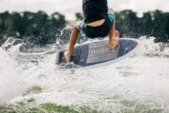 2023 Sting LTD Wakesurf Board<Liquid Force Outlet