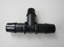 Nylon Fitting- 5/8 barbed (006907.1)<Malibu New