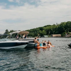 Reef Deck | Inflatable Swim Platform + Lounger<MISSION Online