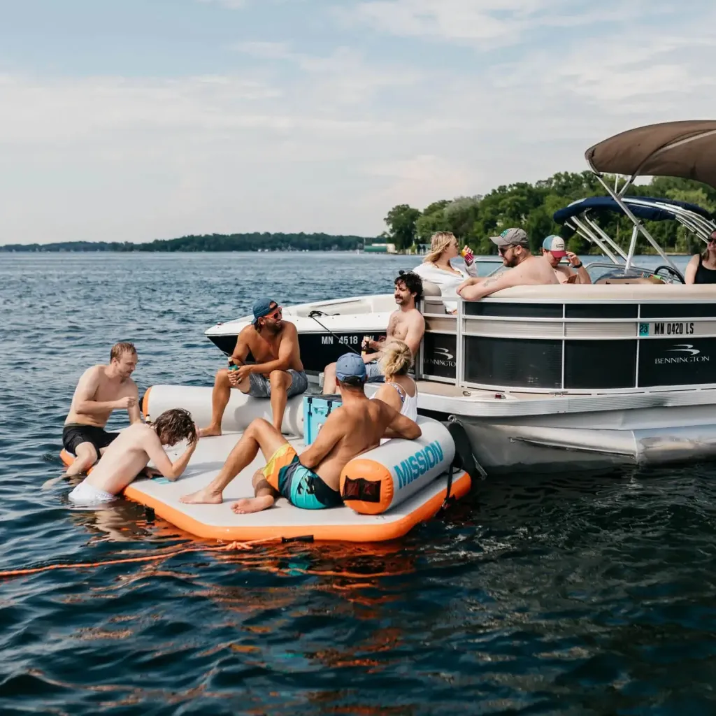 Reef Deck | Inflatable Swim Platform + Lounger<MISSION Online