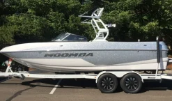 Chrome Badge, Hull Decal (110150)<Moomba Best