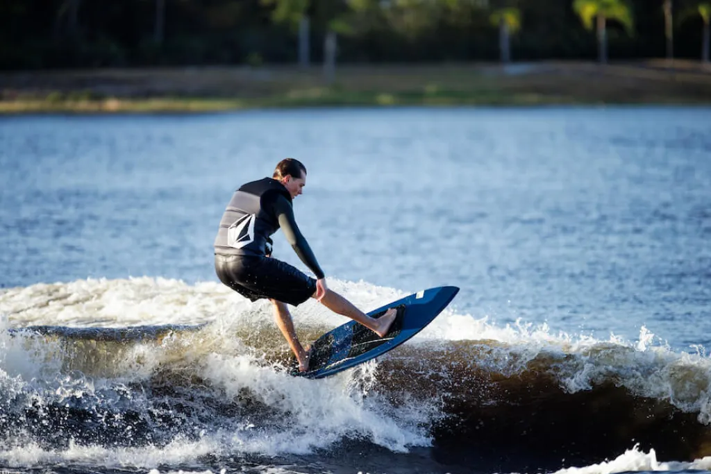 2024 H.O.M.E. Carbon Pro M50 Wakesurf Board<Ronix