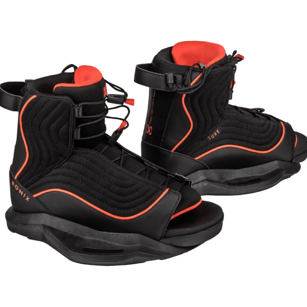 2025 Krush Wakeboard | Luxe Bindings<Ronix New