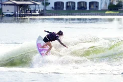 Sonic Girl's Fish Wakesurf Board 2026 - 3'9"<Ronix