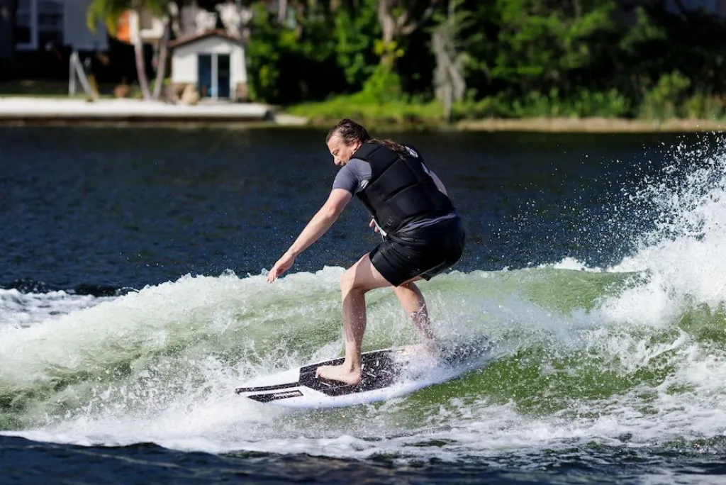 Wave King XL Surfer Wakesurf Board 2026<Ronix